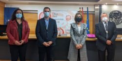 Ampliar foto: El investigador Vctor Lpez ingresa en la Academia de Farmacia Reino de Aragn con un discurso sobre la aportacin de los productos naturales a la medicina