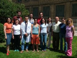 Ampliar foto: El acadmico Acisclo Prez entre los investigadores que han reformulado el funcionamiento de las mitocondrias