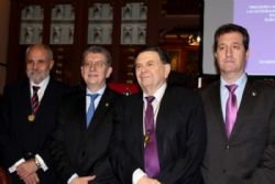 Ampliar foto: Arranca el nuevo curso de la Academia de Farmacia Reino de Aragn