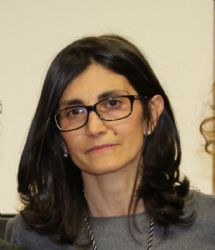 Ampliar foto: Trnsito Salvador Gmez, nueva acadmica numeraria de la Academia de Farmacia Reino de Aragn